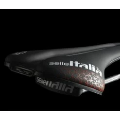 Selle Italia FLITE Boost PRO TEAM Carbonio Superflow Saddle 7 Selle Italia FLITE Boost PRO TEAM Carbonio Superflow Saddle -Outlet Bremser Store Flite20Boost20Pro20Team20Kit20Carbonio20Superflow CloseUp1