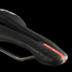 Selle Italia FLITE Boost PRO TEAM Carbonio Superflow Saddle 6 Selle Italia FLITE Boost PRO TEAM Carbonio Superflow Saddle -Outlet Bremser Store Flite20Boost20Pro20Team20Kit20Carbonio20Superflow CloseUp2