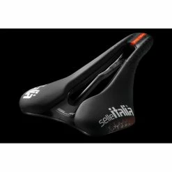 Selle Italia SLR Boost Pro Team Kit Carbonio Superflow Saddle -Outlet Bremser Store Selle Italia SLR Boost Kit Superflow Pro Team Saddle 04